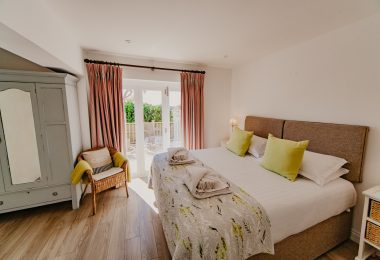 Dairymans Cottage Tapnell Farm double room ground floor scaled