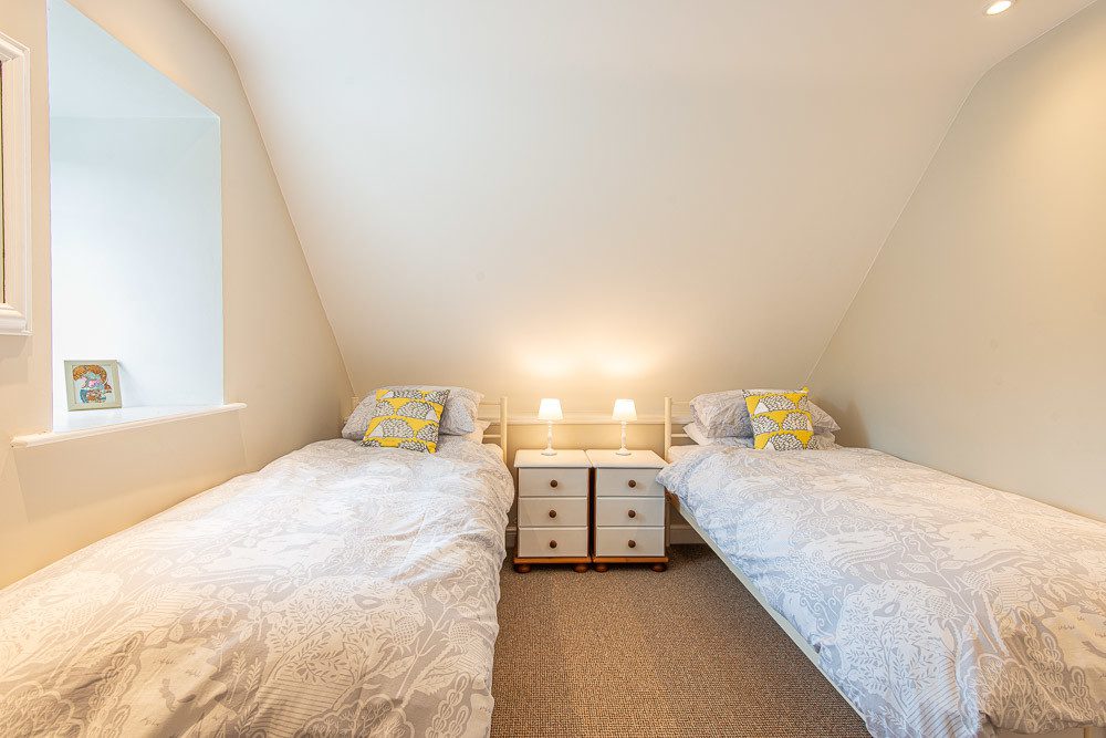 HolidayCottageTwinBedroom