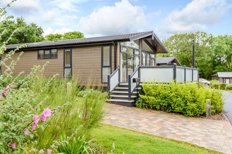 Woodside Coastal Retreat